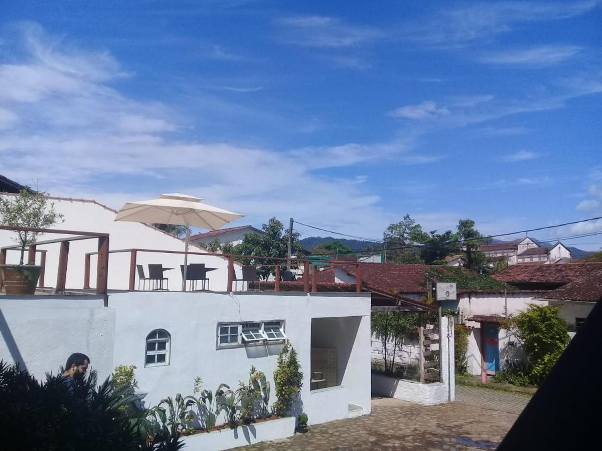 Suítes e Flats E Ponto Parati Exterior foto