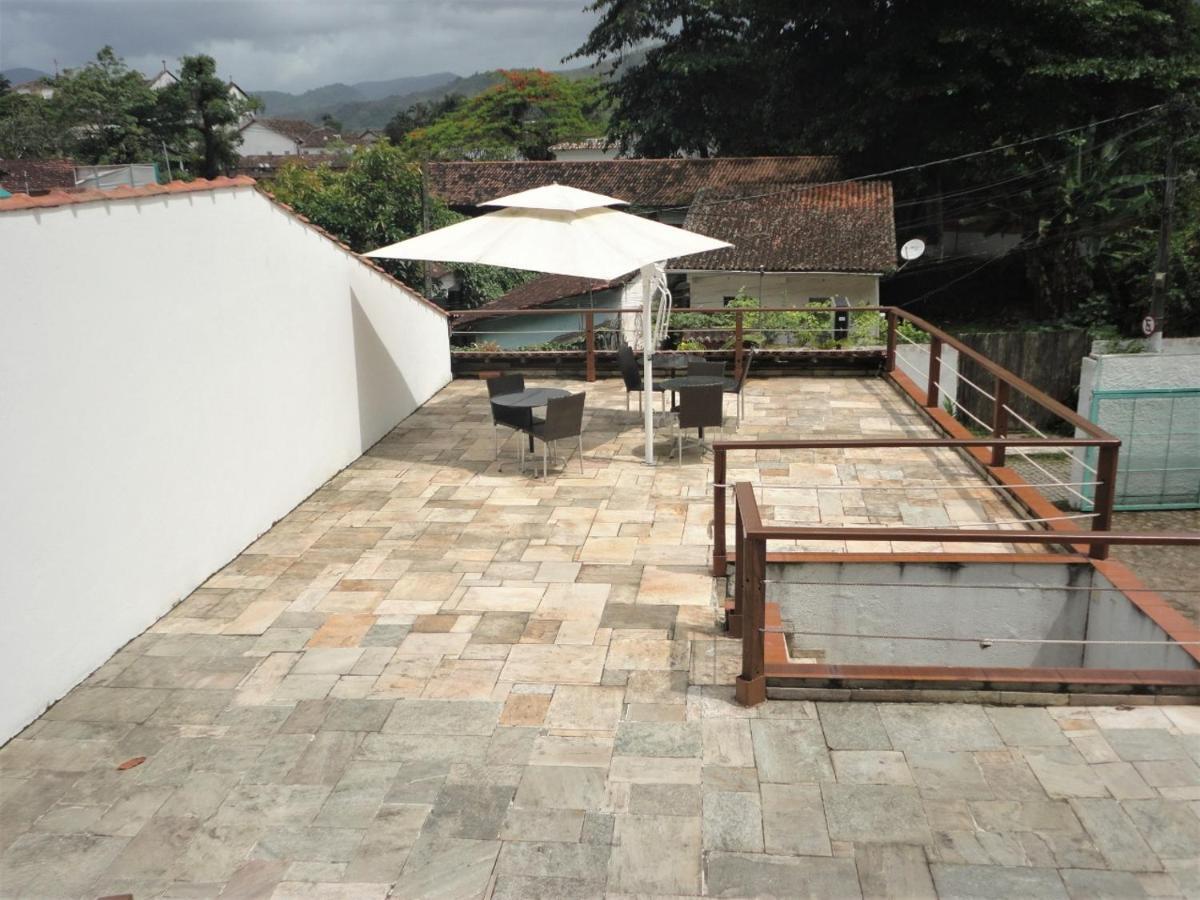 Suítes e Flats E Ponto Parati Exterior foto